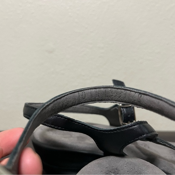 SAS black snake Capri T-Strap Sandal size 10 - Picture 10 of 12